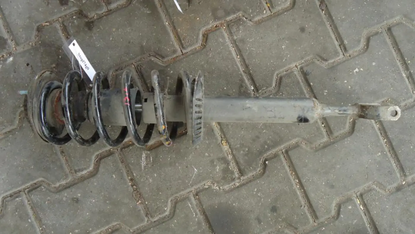 Стойка передняя левая к Audi A4 1998