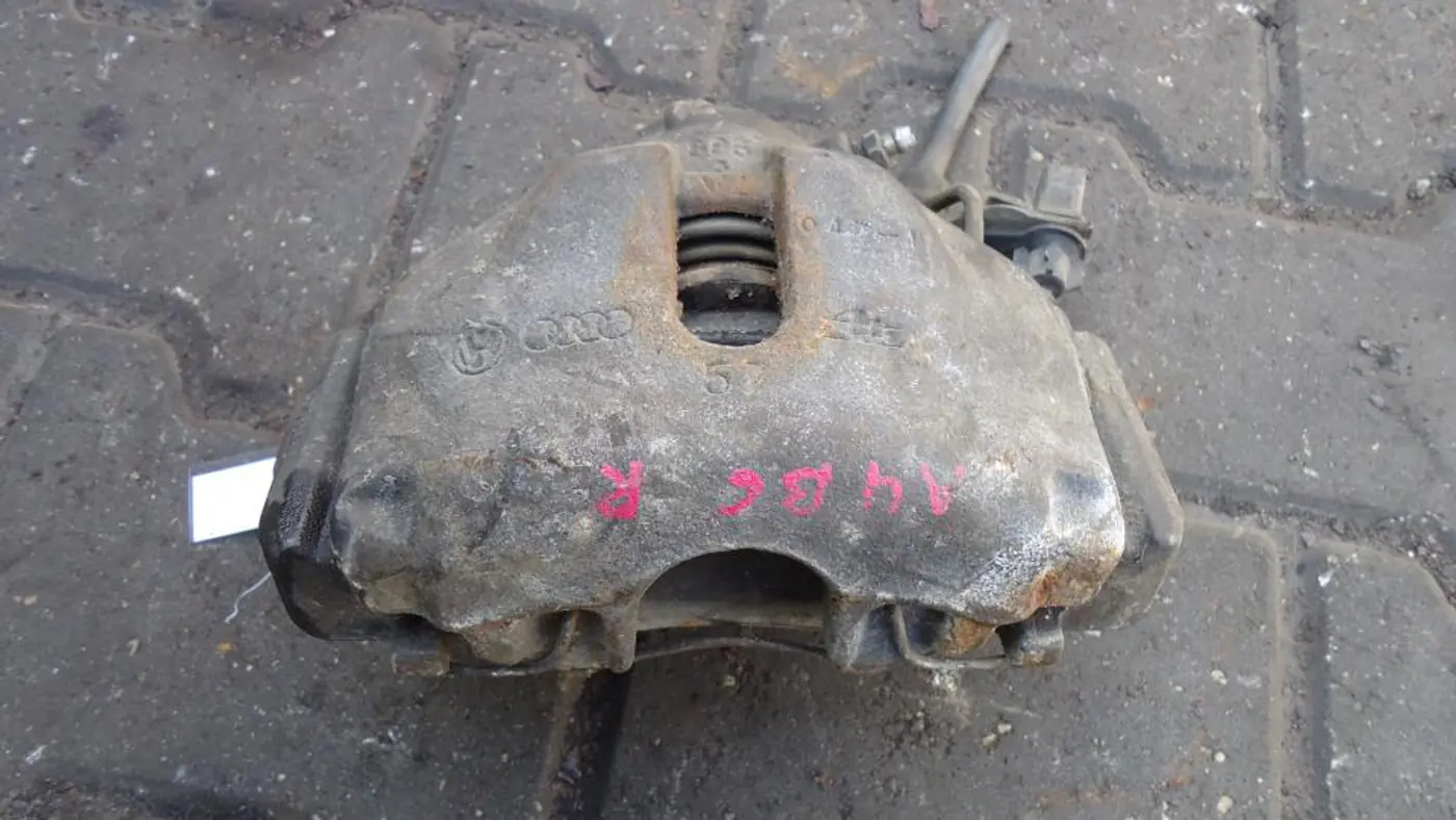Суппорт передний правый к Audi A4 2002