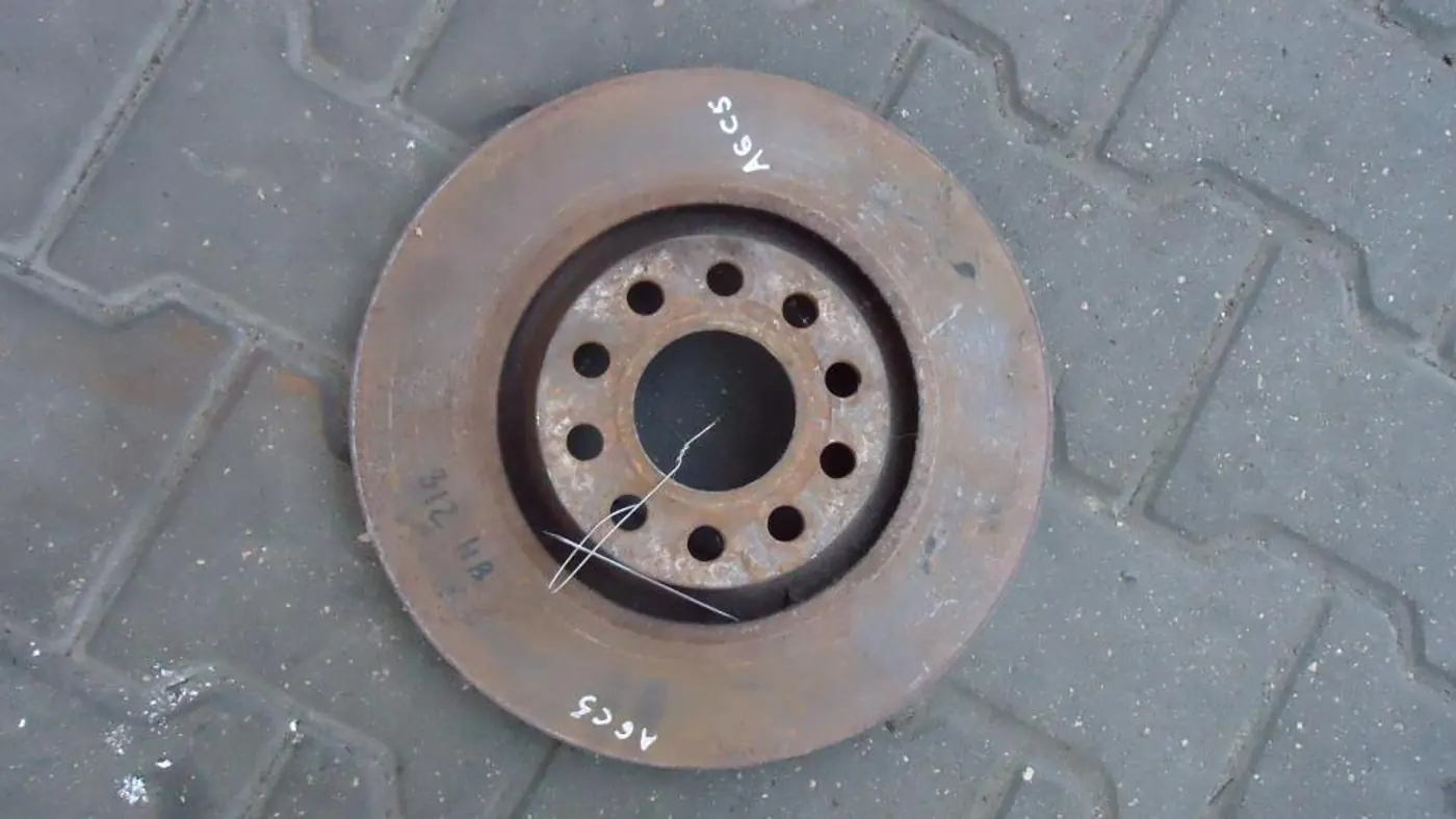 Диск тормозной передний к Audi A6 2003