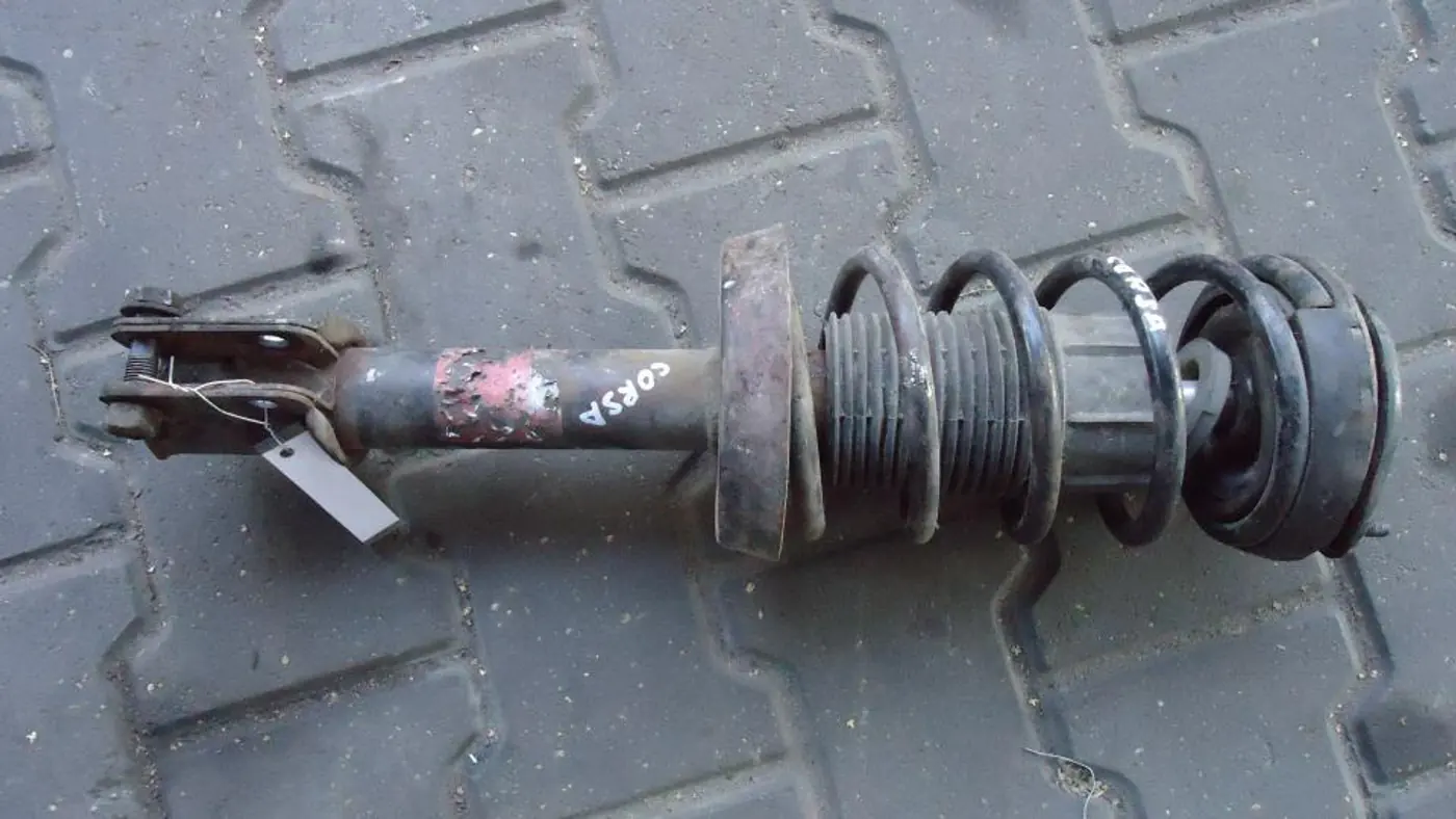 Стойка передняя левая к Opel Corsa 1997