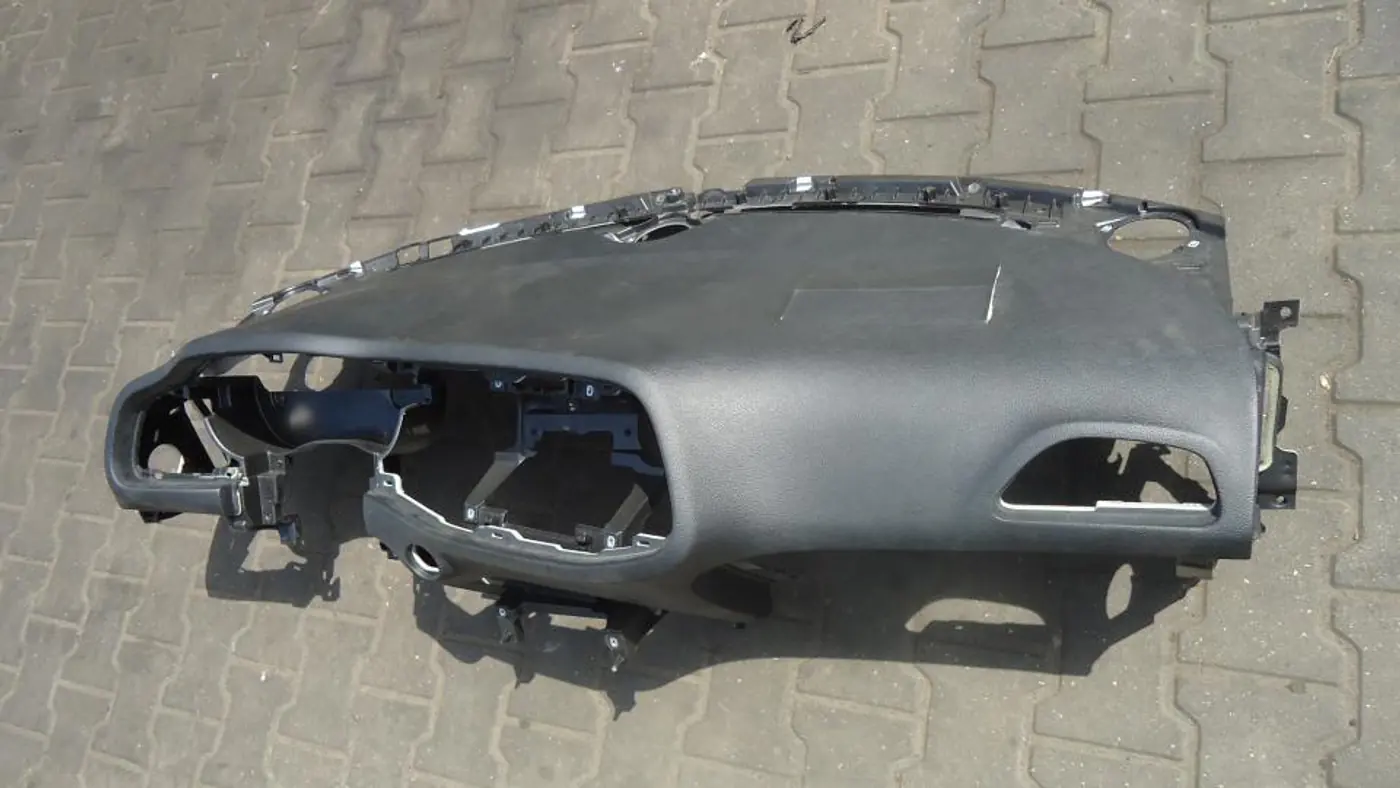 Панель передняя салона (торпедо) к Dodge Challenger 2018