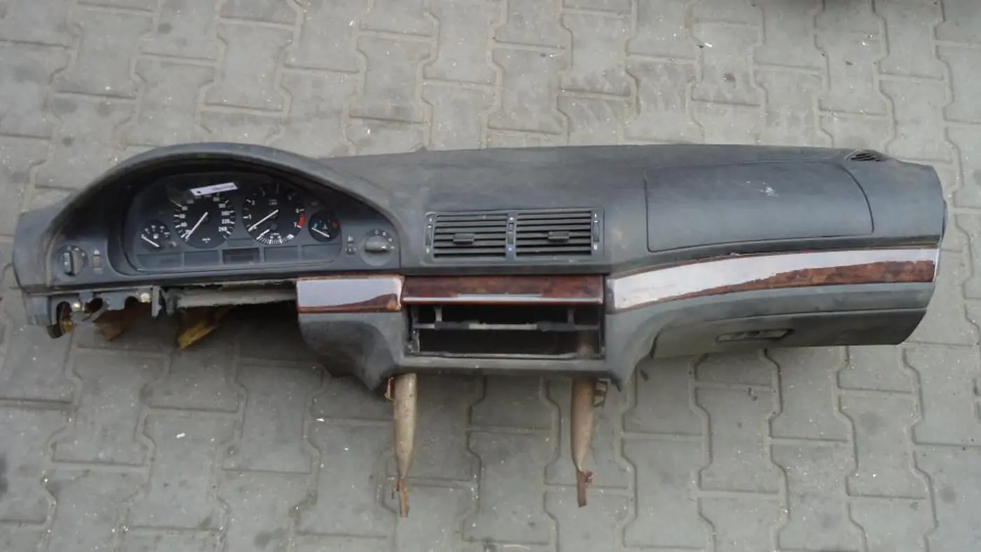 Панель передняя салона (торпедо) к BMW 5 1998
