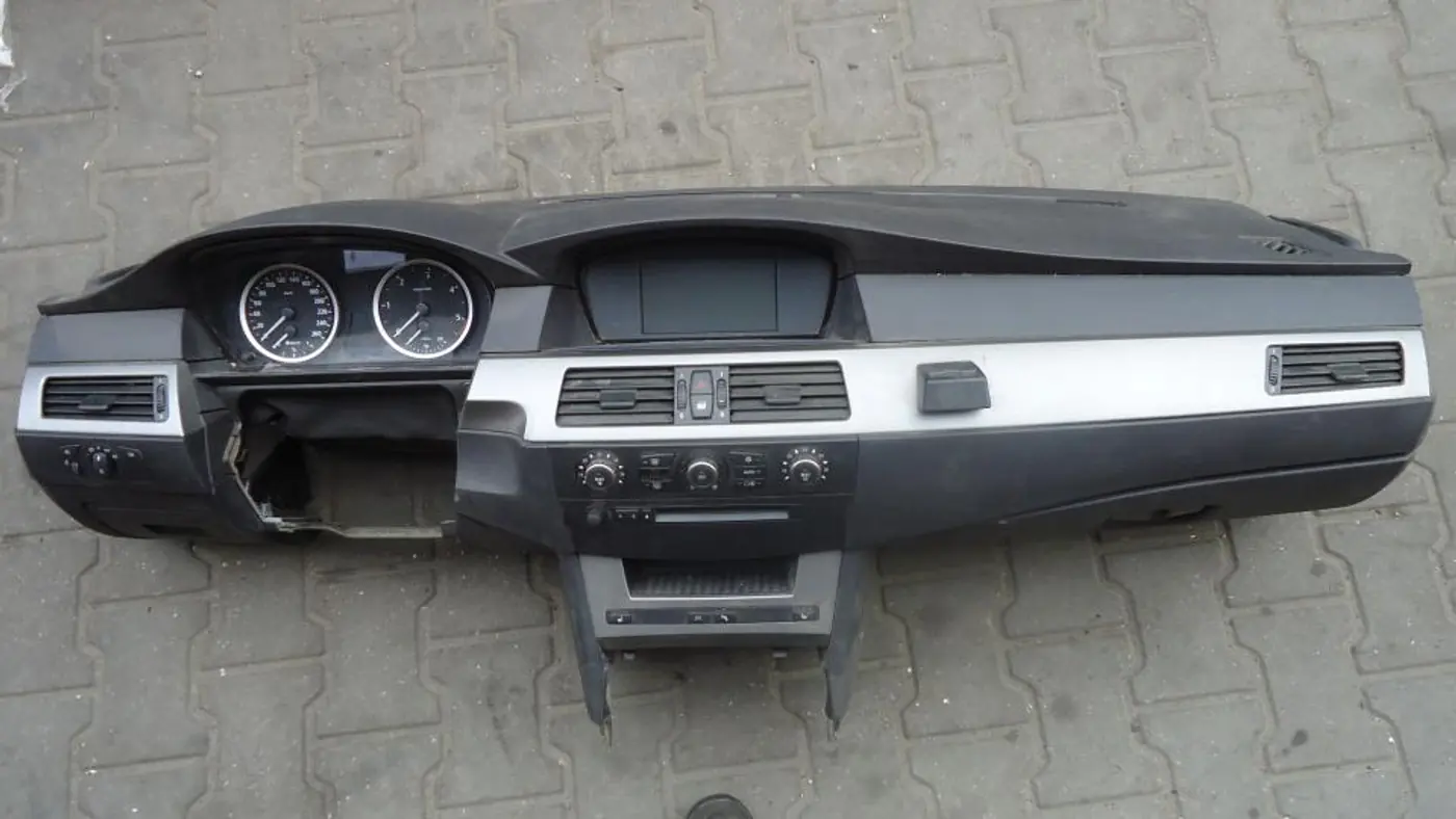 Панель передняя салона (торпедо) к BMW 5 2005