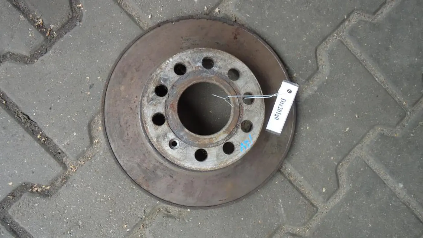 Диск тормозной задний к Volkswagen Golf 2006