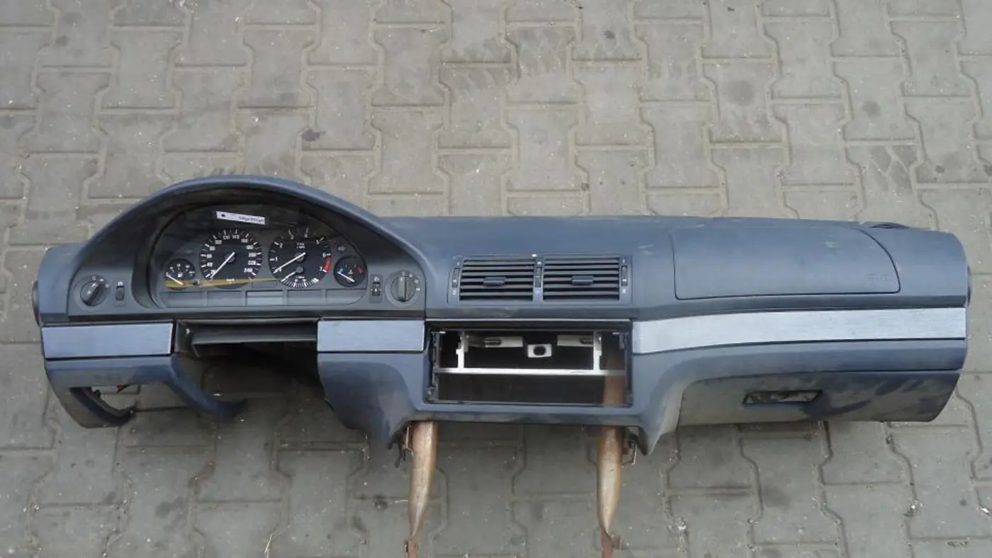 Панель передняя салона (торпедо) к BMW 5 1997