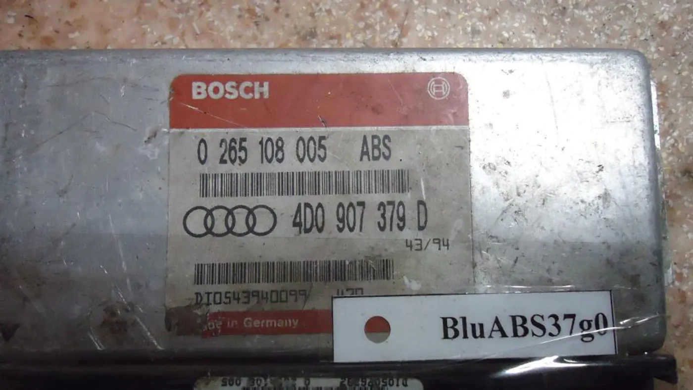 Блок управления ABS к Audi A6 1994