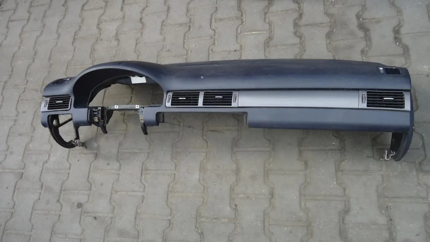 Панель передняя салона (торпедо) к Audi A6 2001