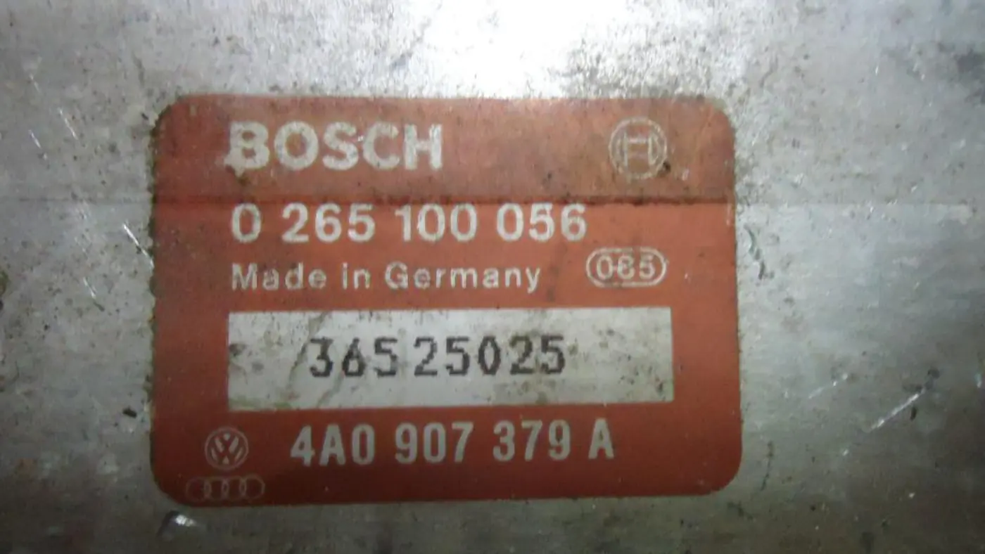 Блок управления ABS к Audi 80 1994