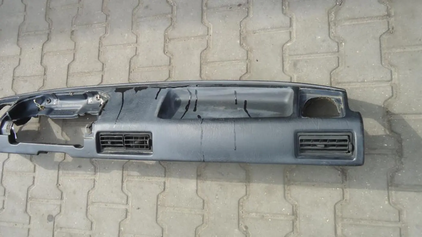 Панель передняя салона (торпедо) к Audi 80 1984