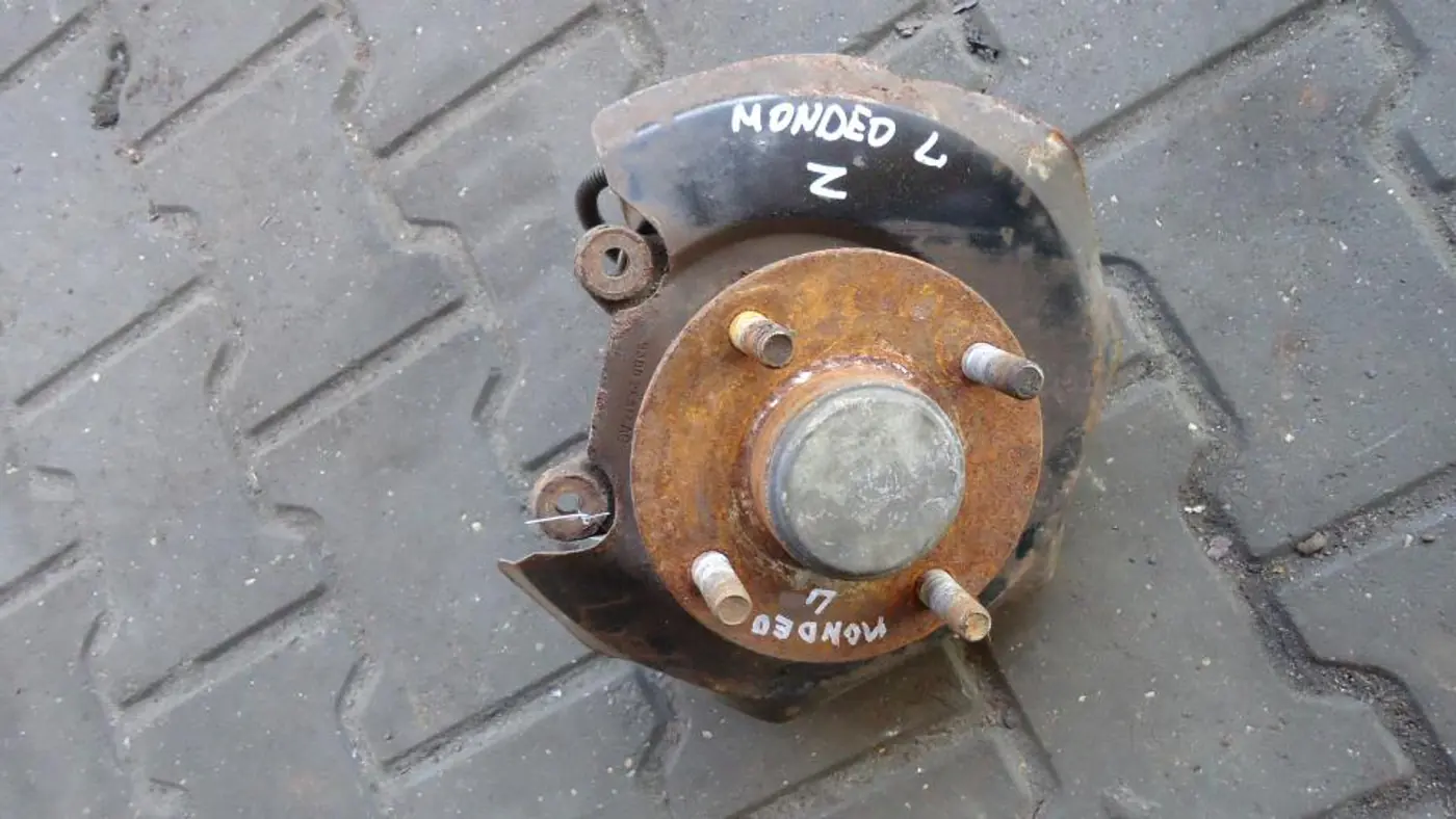 Ступица задняя левая к Ford Mondeo 1994