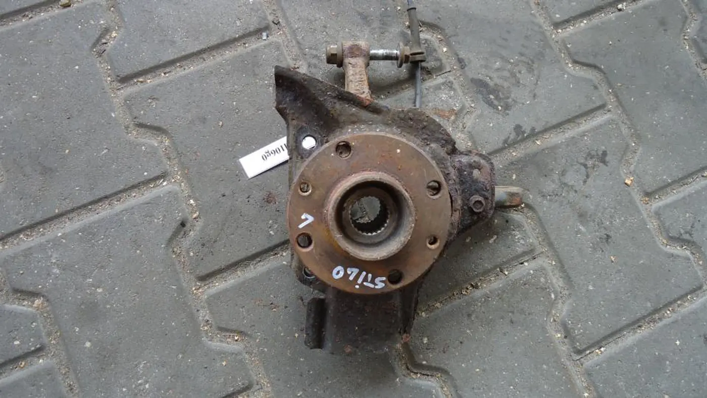Ступица передняя левая к Fiat Stilo 2001