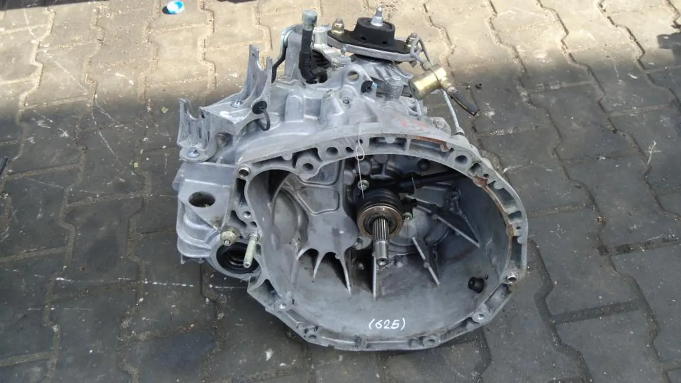 КПП механическая (МКПП) к Renault Megane 2004