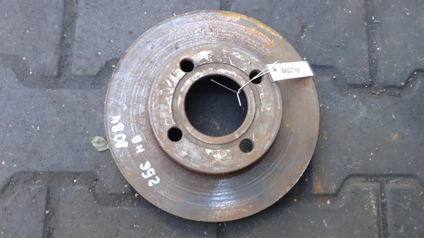 Диск тормозной передний к Audi 80 1994