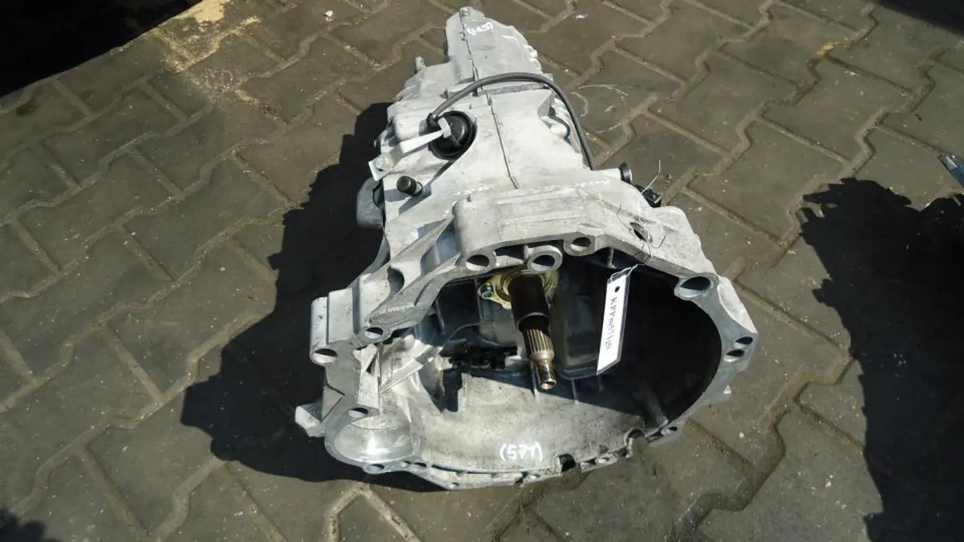 КПП механическая (МКПП) к Audi A4 1998