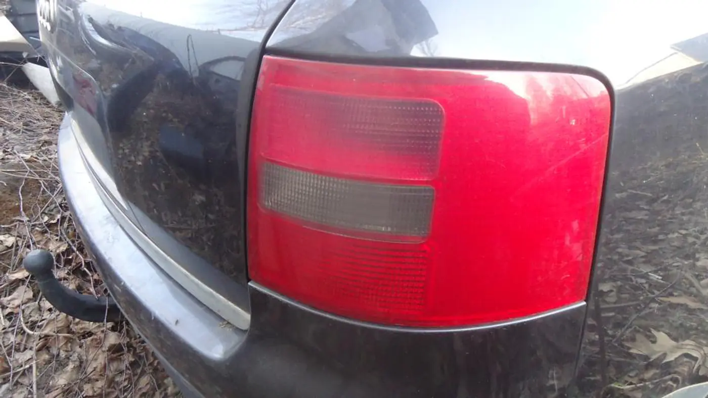 Фонарь задний правый к Audi A6 1998