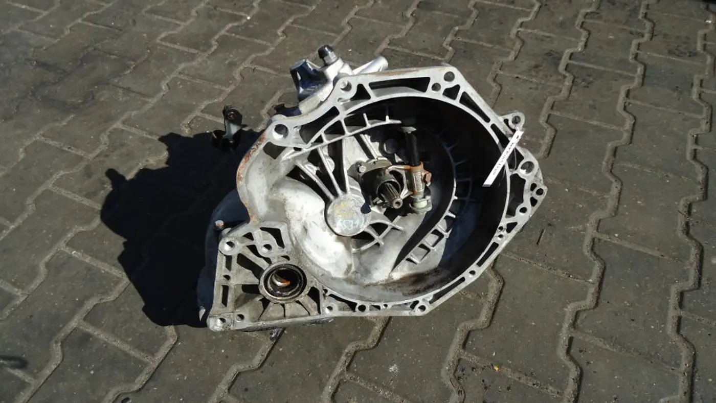 КПП механическая (МКПП) к Opel Corsa 2000