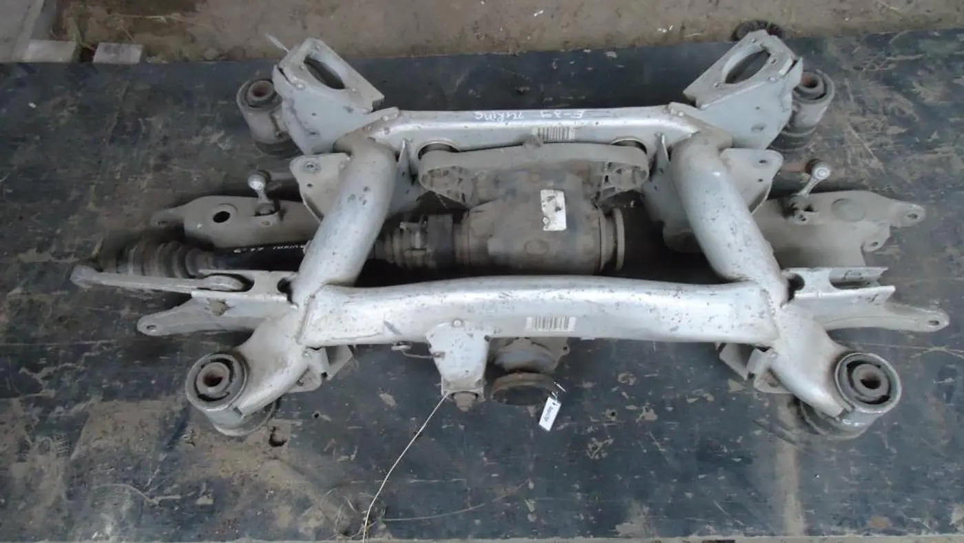 Балка подвески задняя к BMW 5 1997