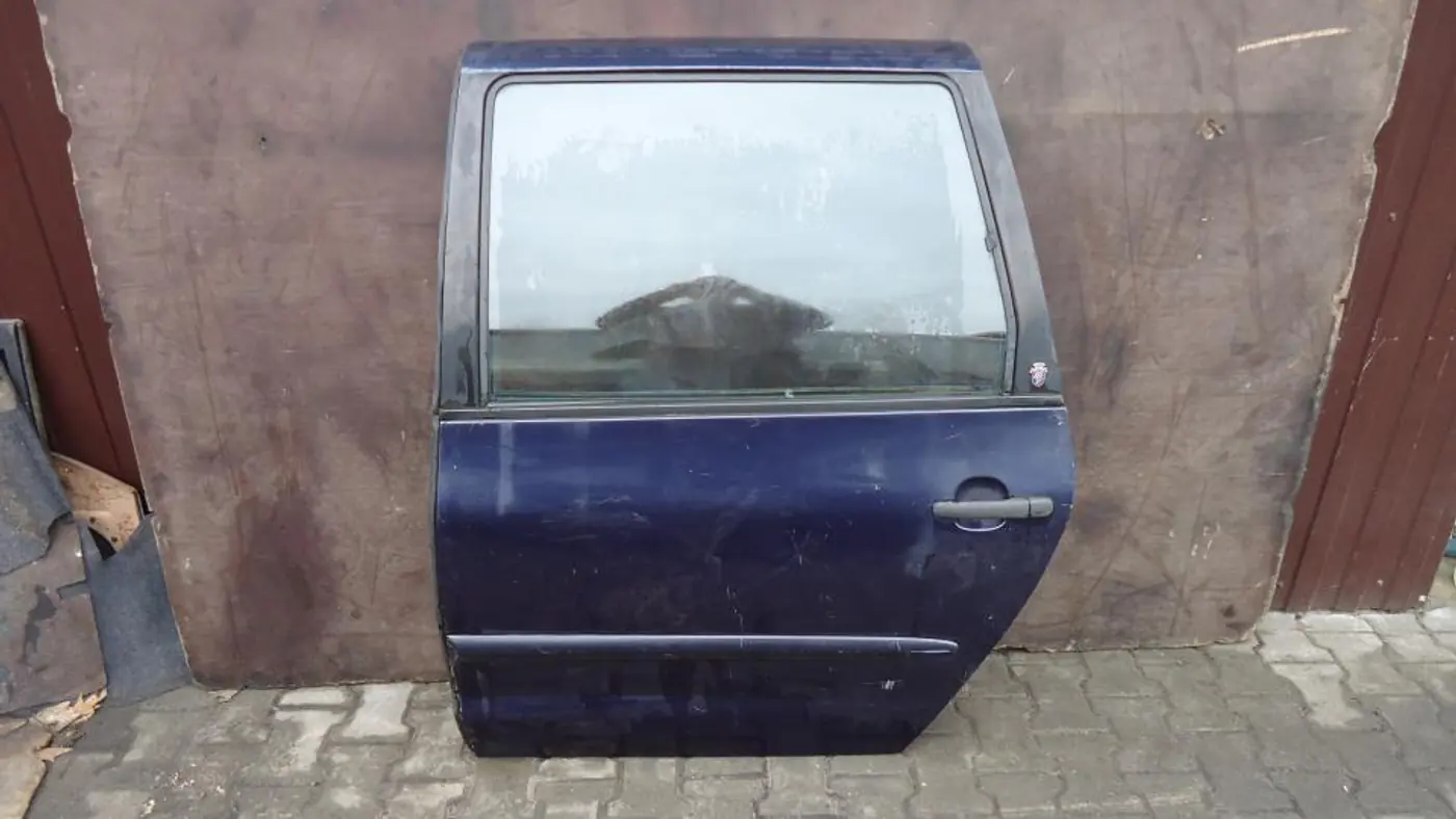 Дверь задняя левая к Ford Galaxy 1996