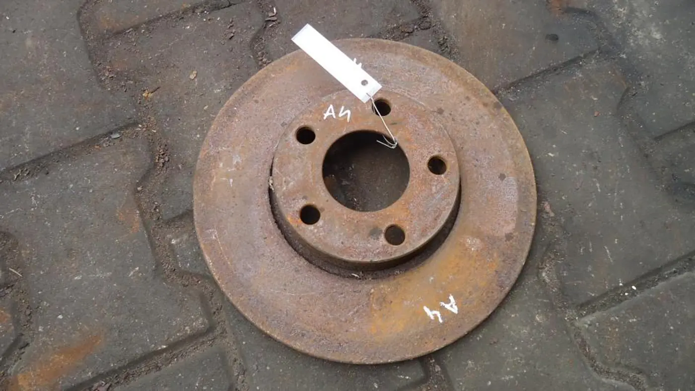 Диск тормозной передний к Audi A4 1997