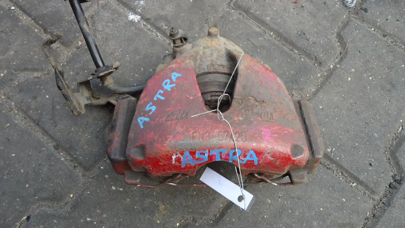 Суппорт передний правый к Opel Astra 2000