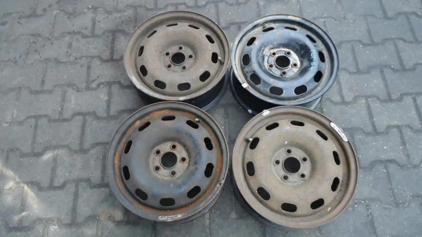 Диск штампованный к Volkswagen Golf 1999