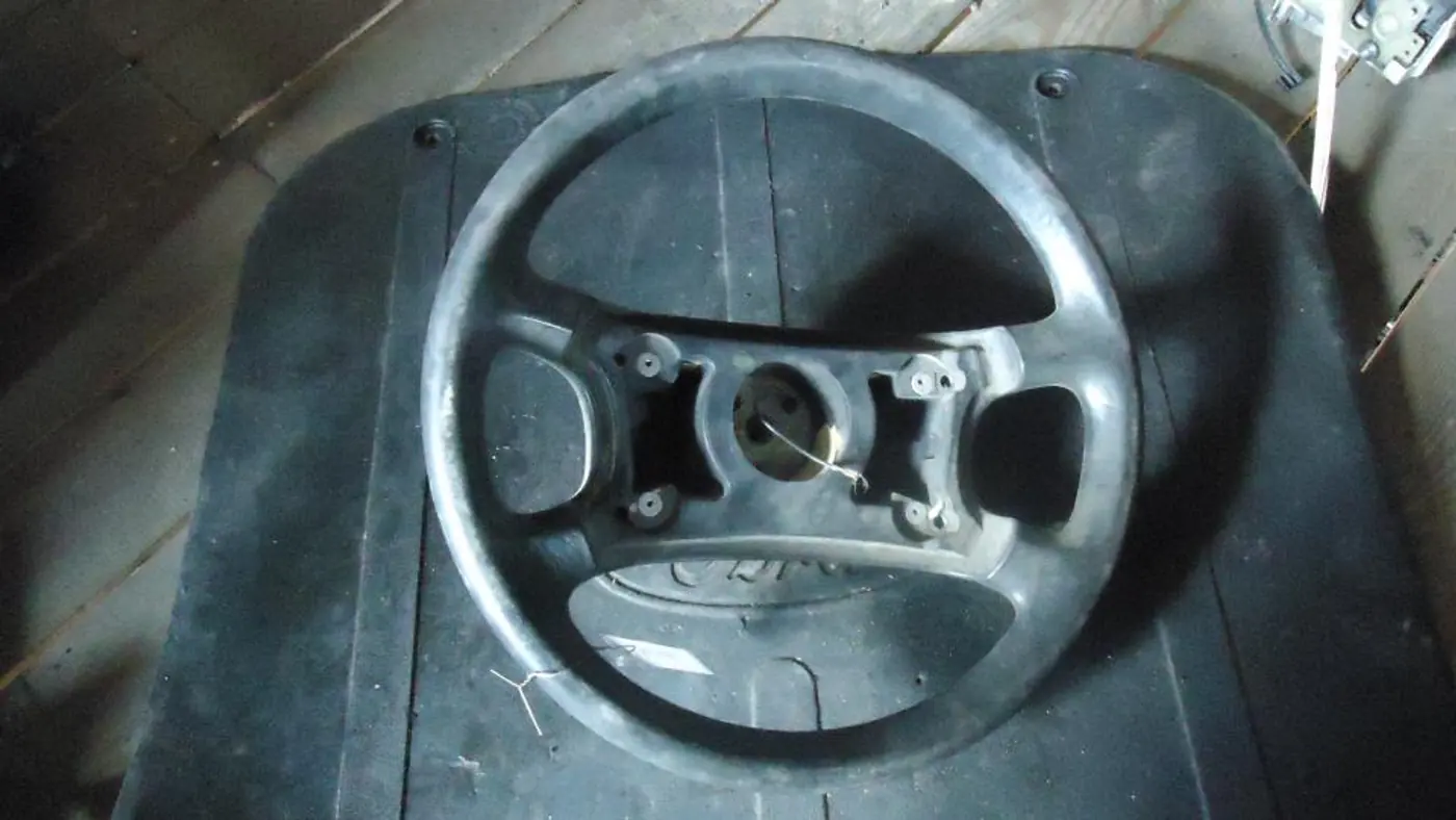 Руль к Audi 80 1990