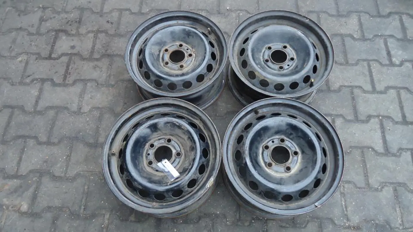 Диск штампованный к Volvo V70 1998