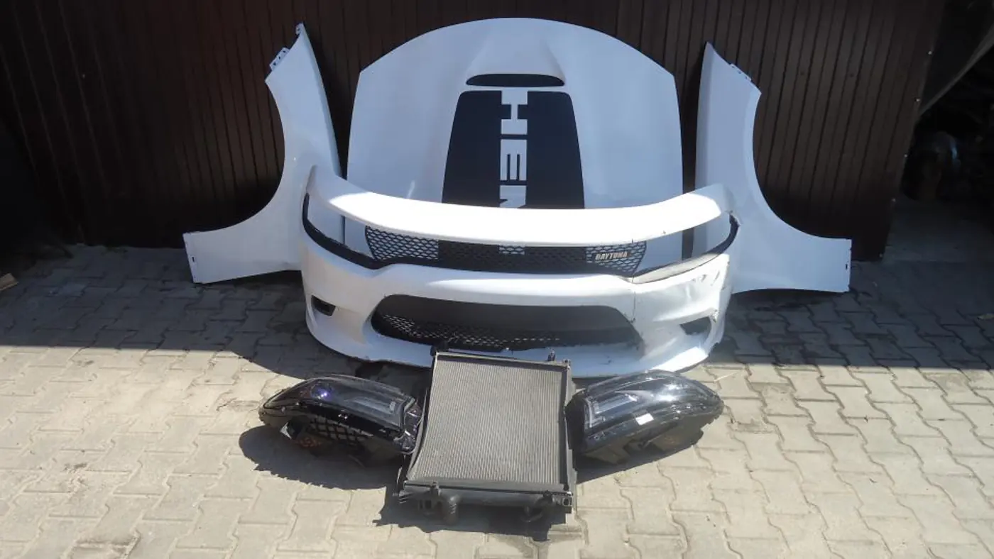 Фара левая к Dodge Charger 2017