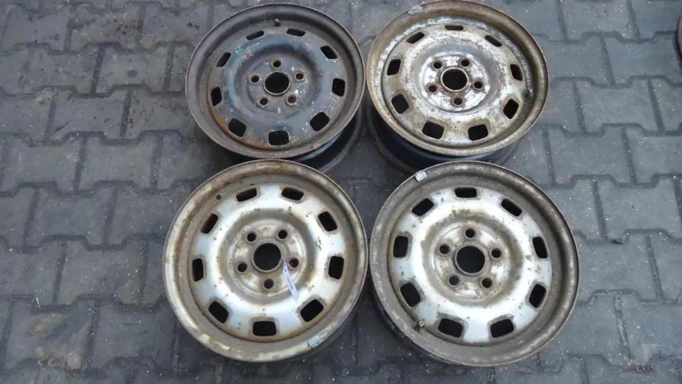 Диск штампованный к Volkswagen Transporter 1996