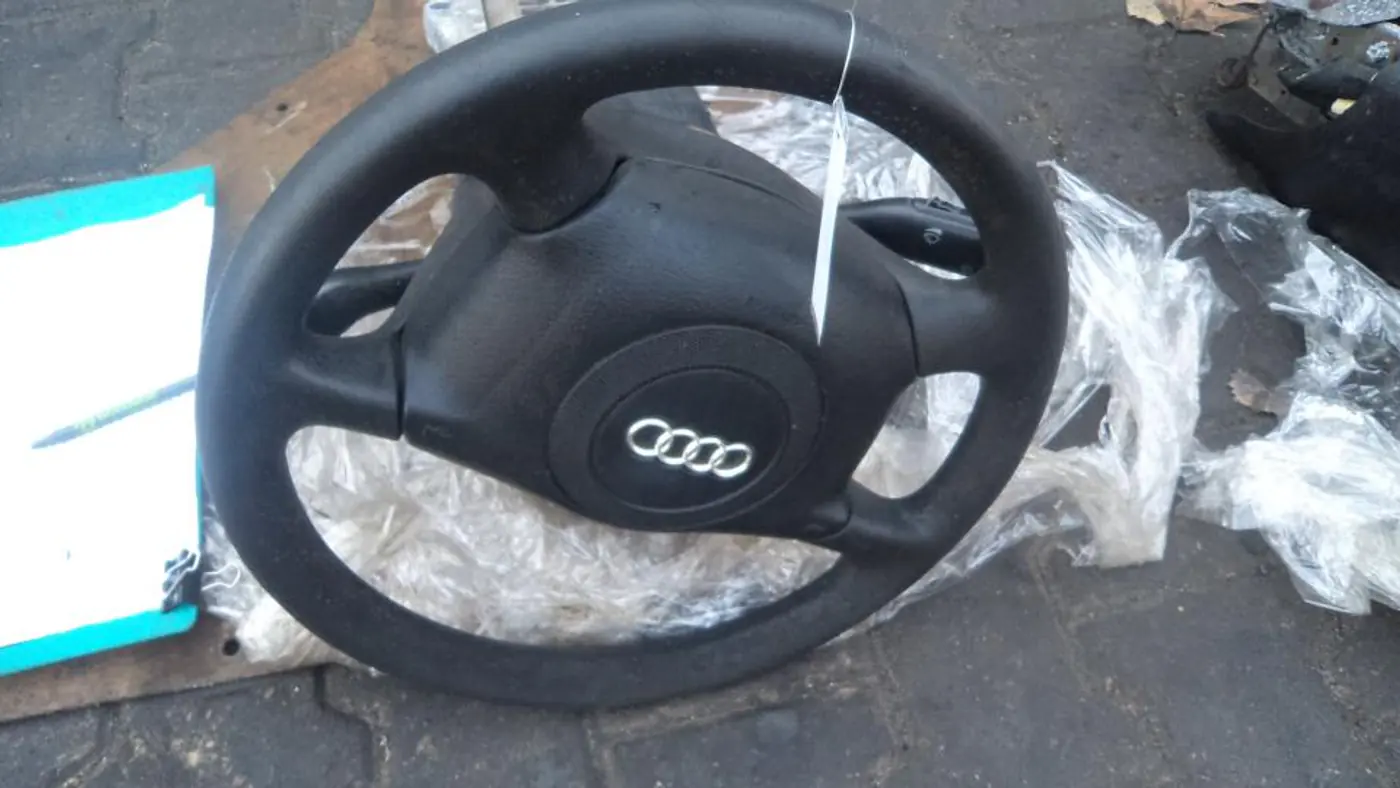 Руль к Audi A6 1998