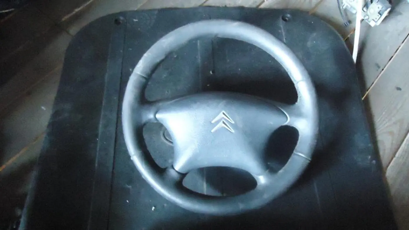 Руль к Citroen Xsara 1998