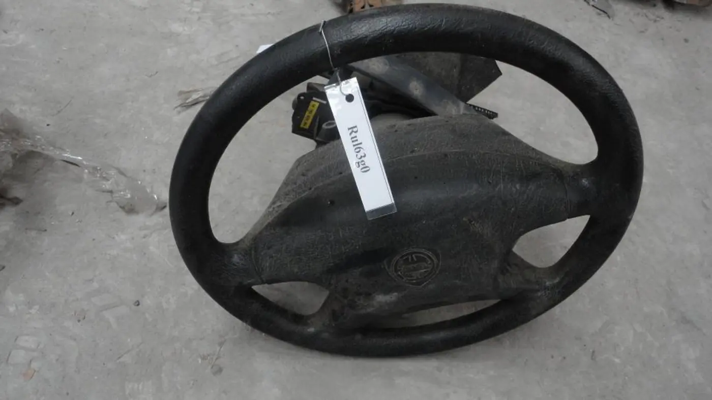 Руль к Lancia Kappa 2001