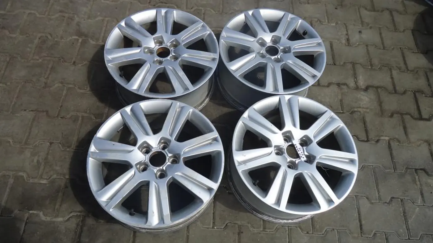 Диск литой к Audi A4 2010