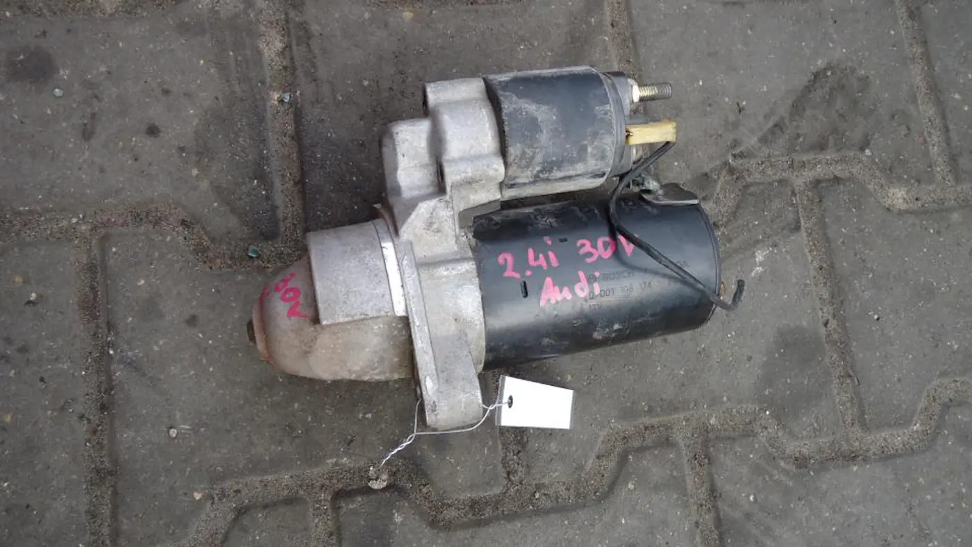 Стартер к Audi A4 2000