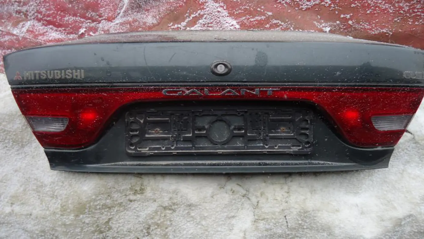 Бленда к Mitsubishi Galant 1995