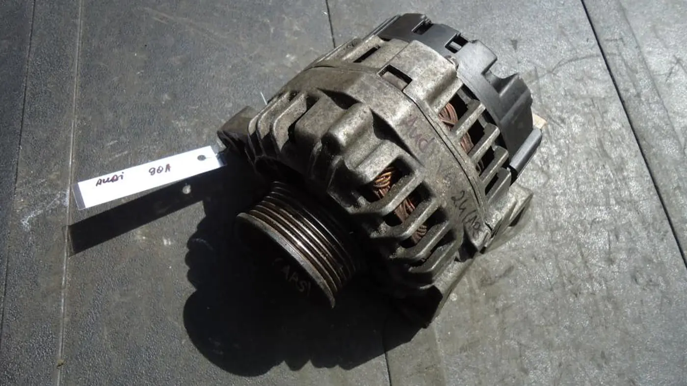 Генератор к Audi A4 1998