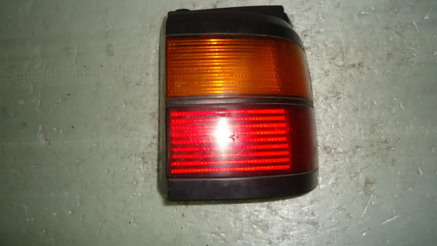 Фонарь задний правый к Volkswagen Passat 1990