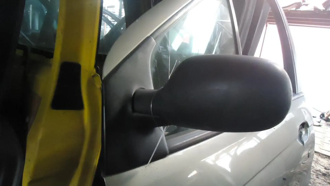 Зеркало наружное левое к Renault Scenic 1998