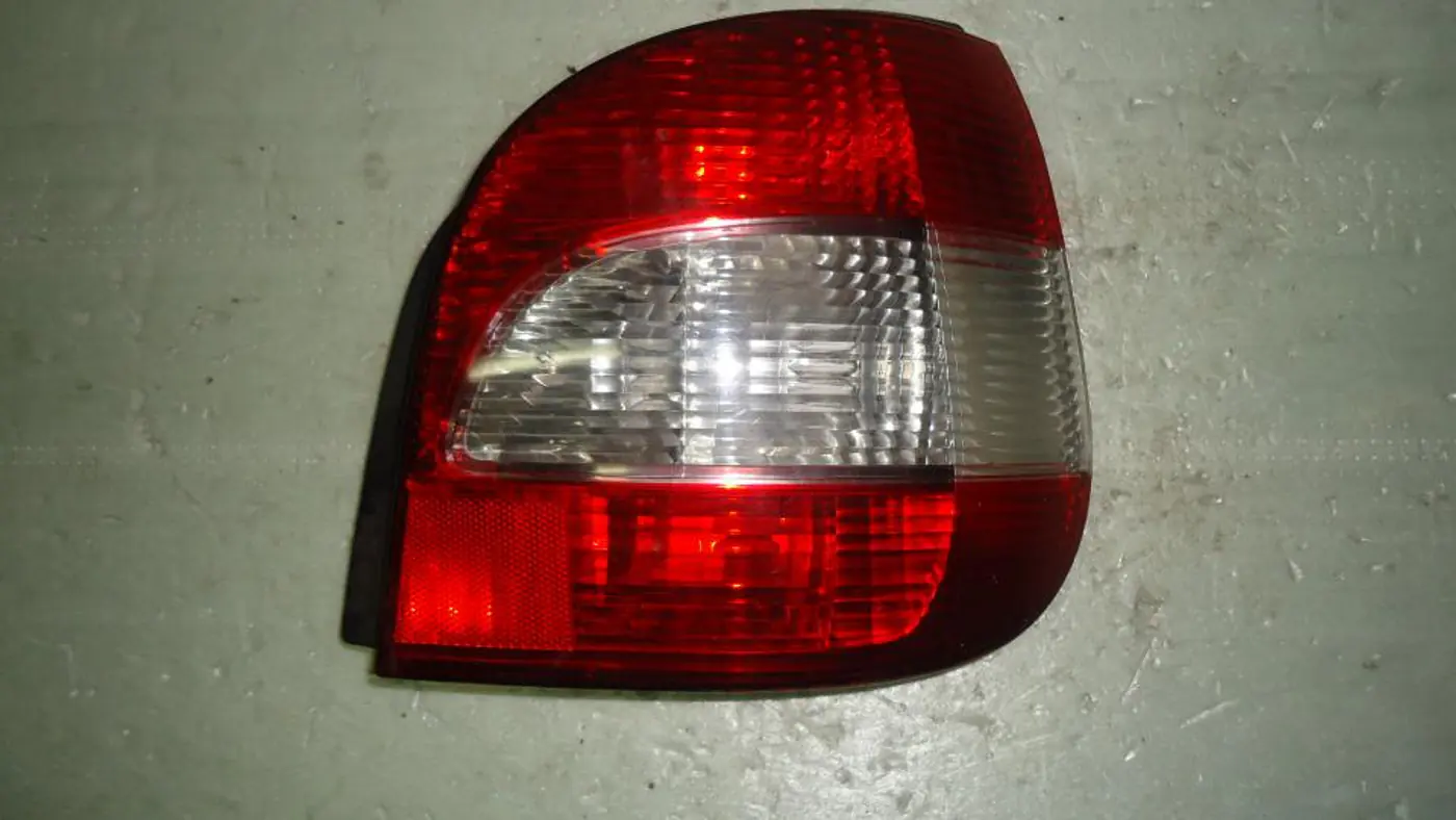 Фонарь задний правый к Renault Scenic 2002
