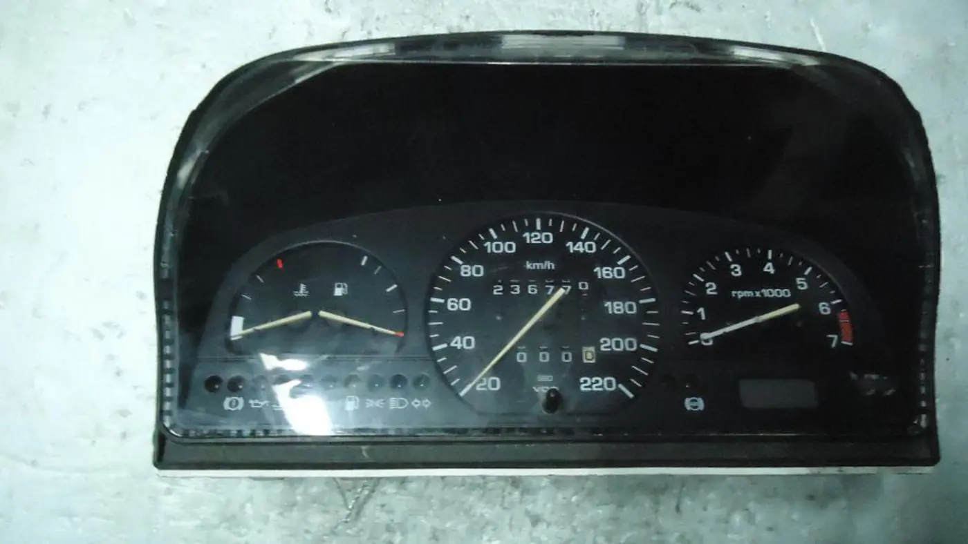 Щиток приборов (приборная панель) к SEAT Toledo 1993