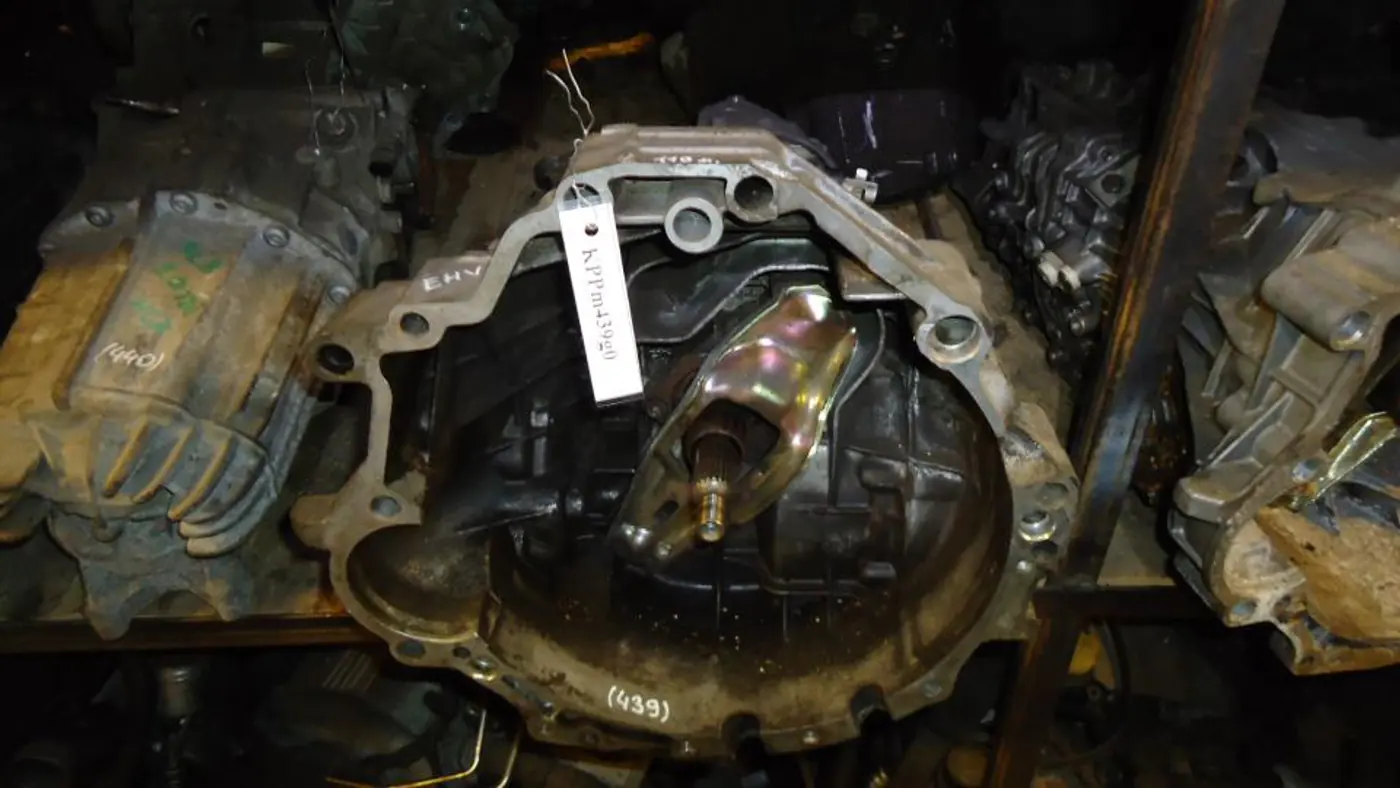 КПП механическая (МКПП) к Audi A4 2000