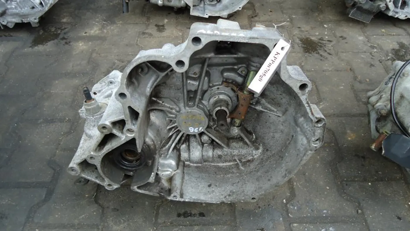 КПП механическая (МКПП) к Nissan Almera 1996
