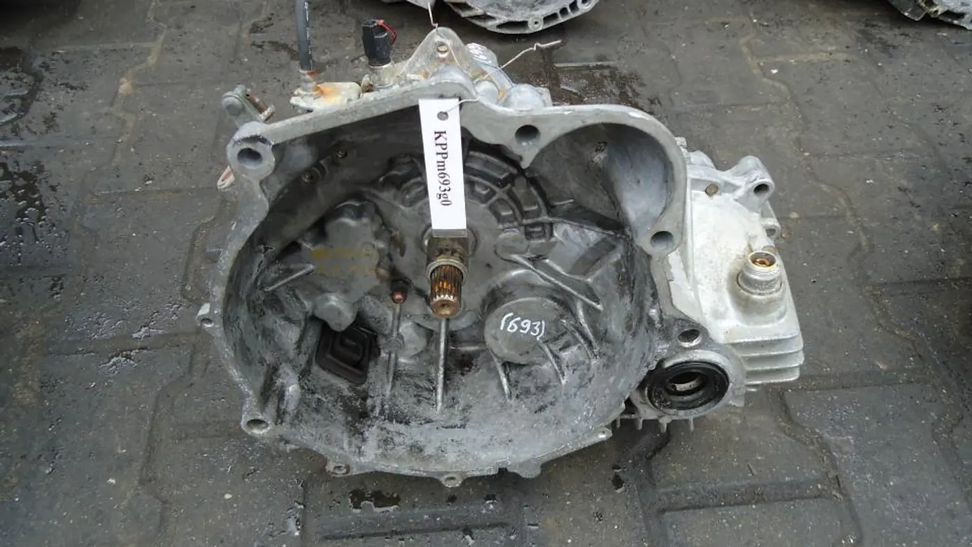 КПП механическая (МКПП) к Hyundai Lantra 1997