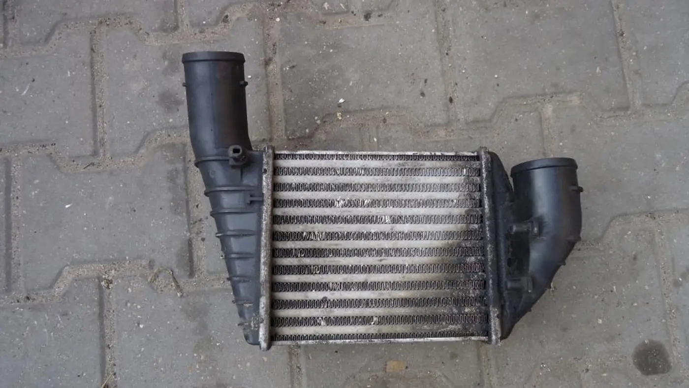 Интеркулер к Audi A4 1999