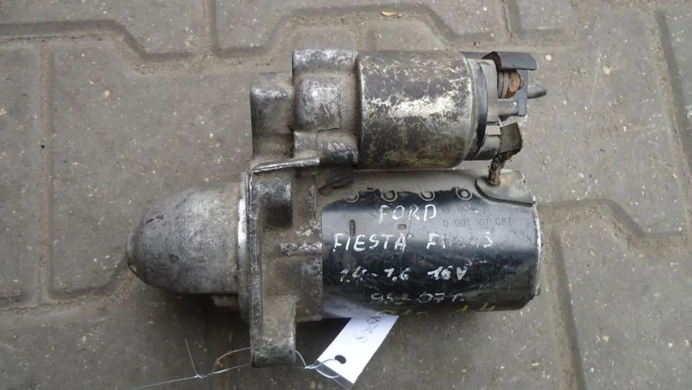 Стартер к Ford Fiesta 2001