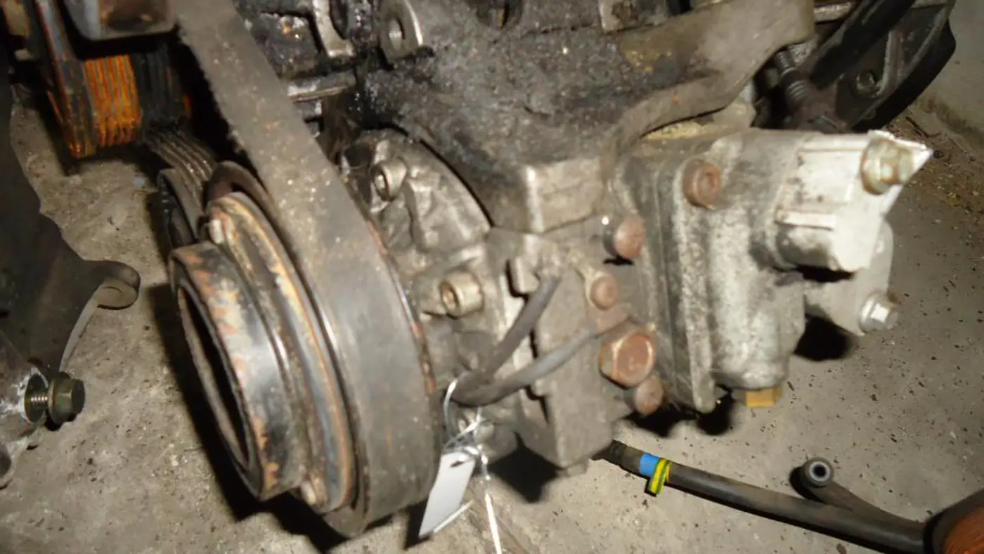 Компрессор кондиционера к Rover 75 2001