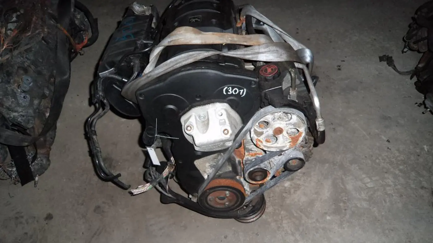 Двигатель к Peugeot 1007 2005