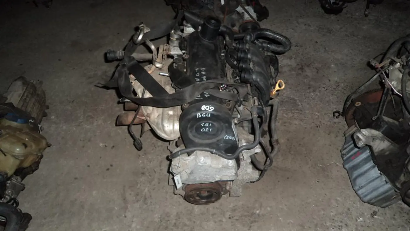 Двигатель к Volkswagen Touran 2003
