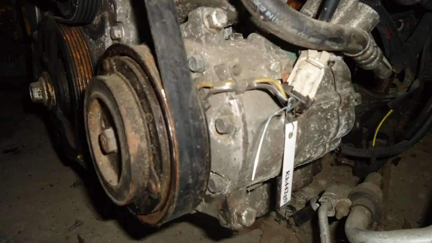 Компрессор кондиционера к Opel Vectra 2003