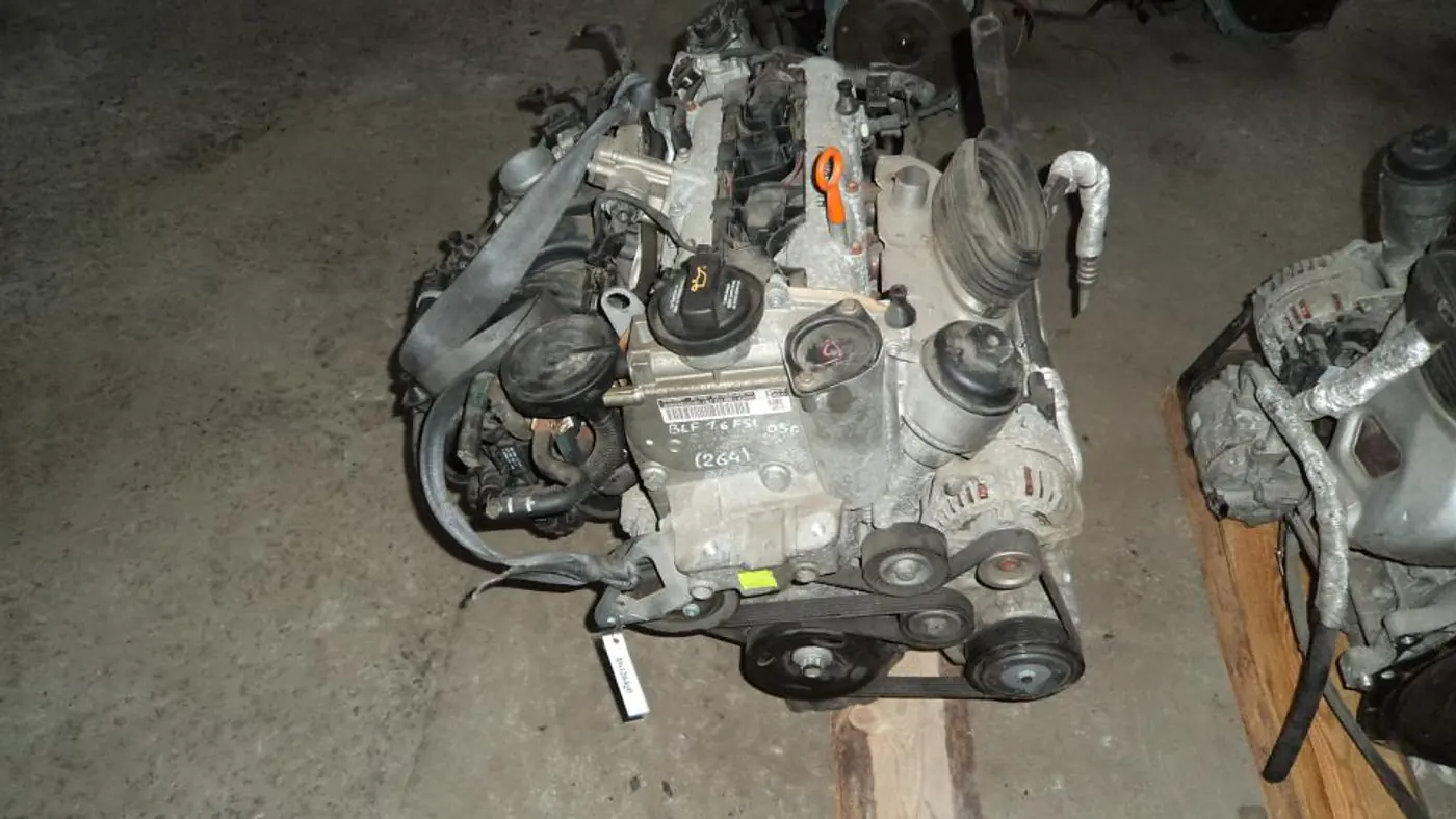 Двигатель к Volkswagen Golf 2005